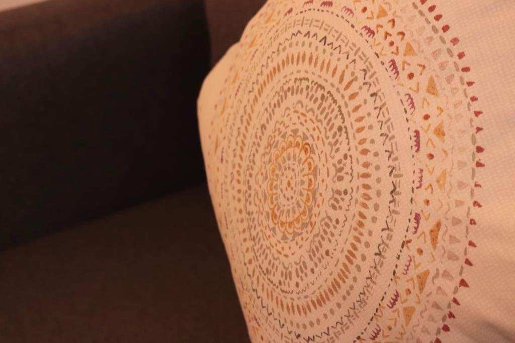 Cozy Family Stay With Free Parking And Wifi Leeds  Eksteriør billede