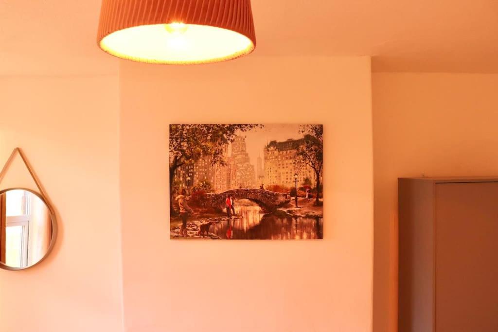 Cozy Family Stay With Free Parking And Wifi Leeds  Eksteriør billede