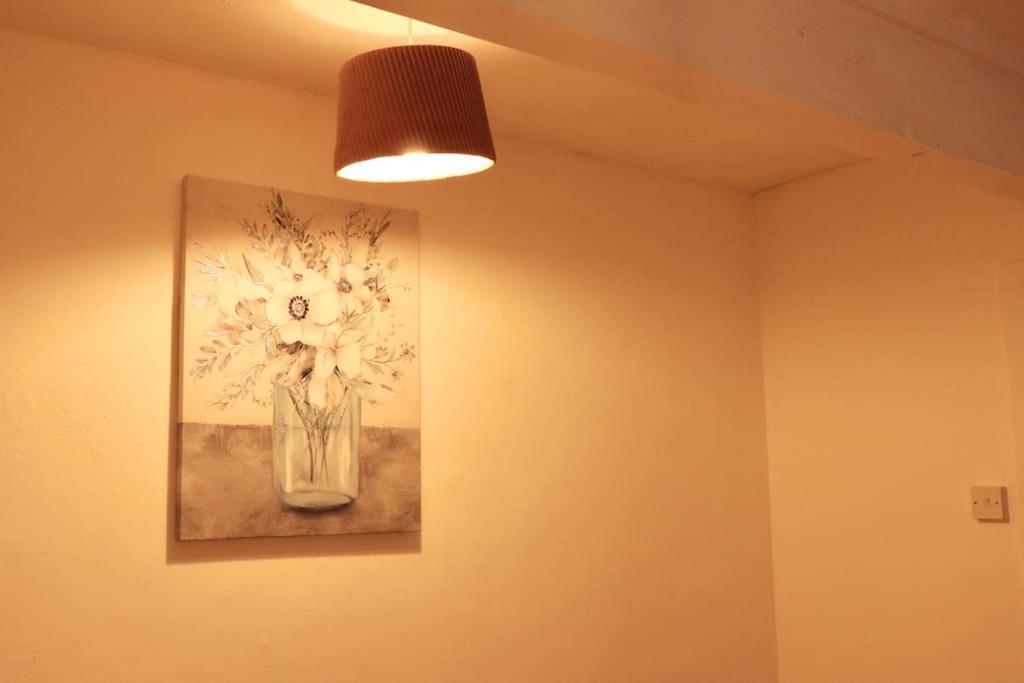 Cozy Family Stay With Free Parking And Wifi Leeds  Eksteriør billede