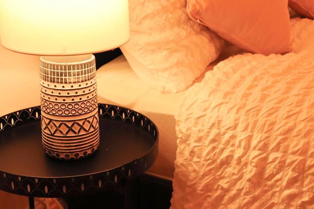 Cozy Family Stay With Free Parking And Wifi Leeds  Eksteriør billede